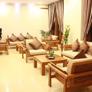 hotel-m.yangonhotels.org/